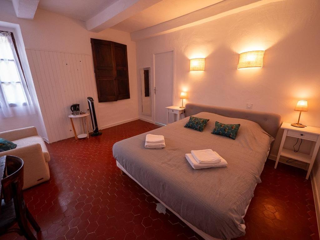 La Maison Des Hotes La Motte-du-Caire Екстер'єр фото